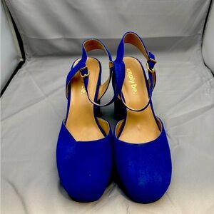 NWOT Beautiful Blue 3 3/4 inch platform ankle heels.